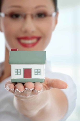 Choosing the right real estate agent